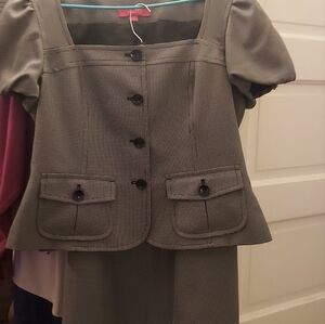 Nine & Co. Size 16 Short Sleeve Business Skirt Suit